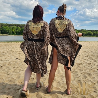 TANZANIA MINI – narzutka plażowa w panterke ze złotą głową kota | KIMONO BY ME